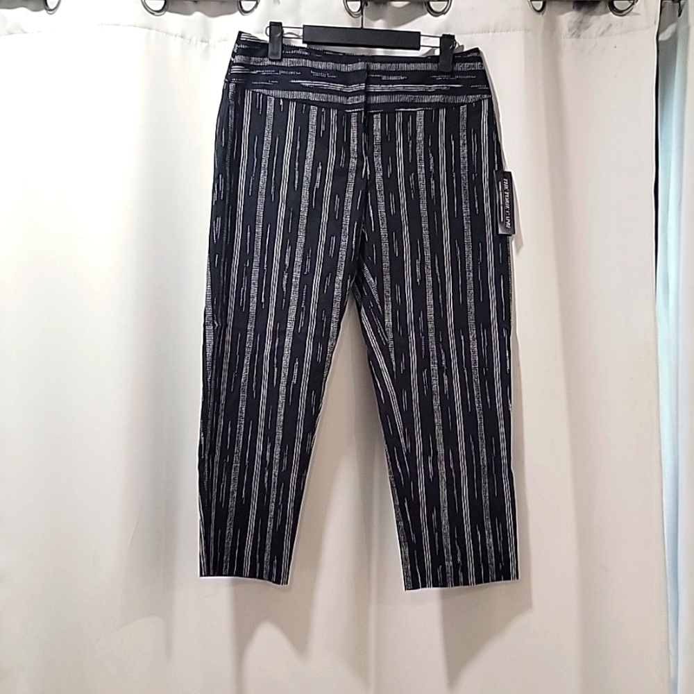 Apt. 9 The Torie Capri Woman's Size 4